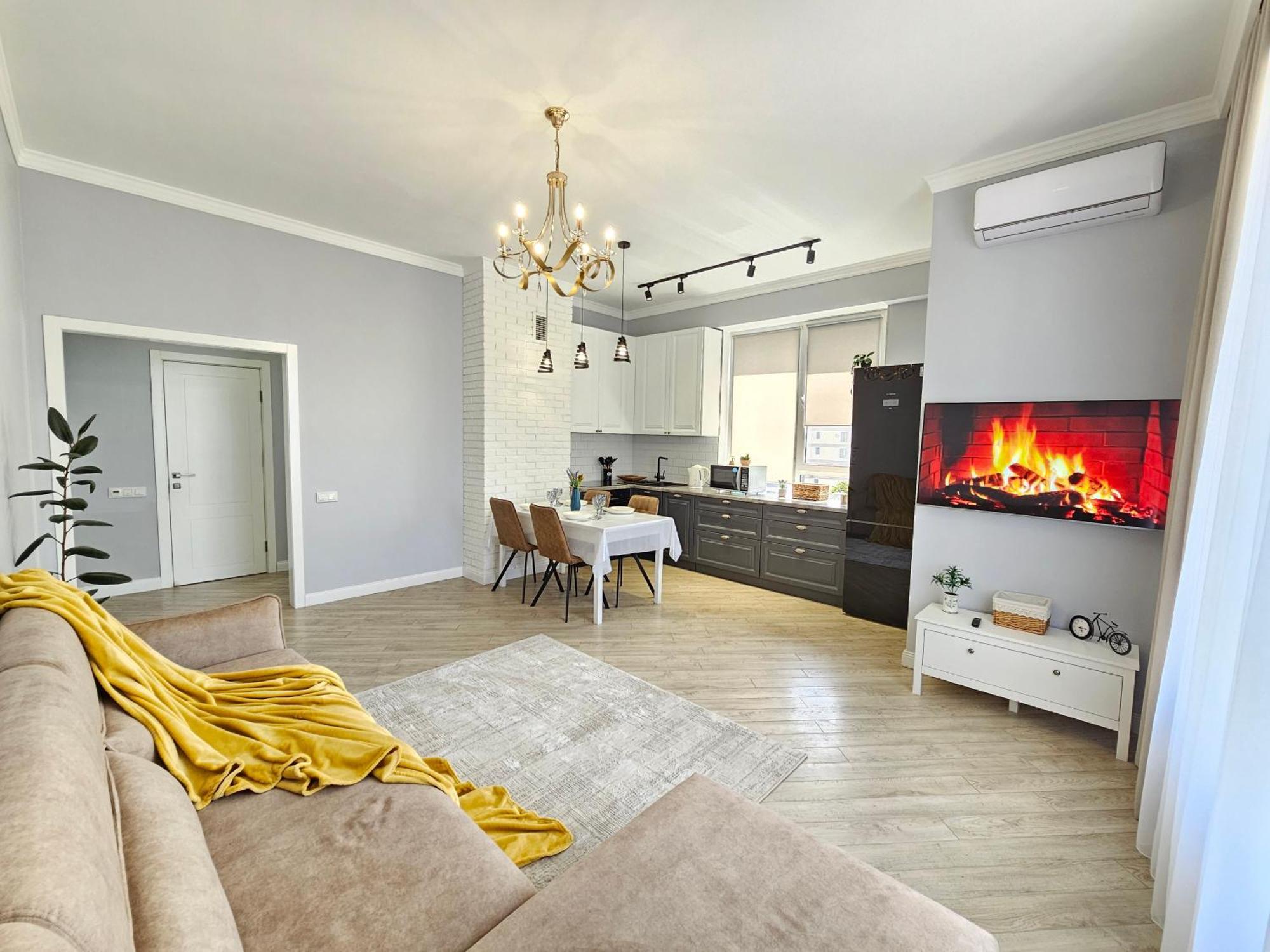 3 Room Gagarin Park Residential Complex Near Mega Shopping Mall アルマトイ エクステリア 写真